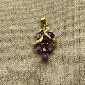 unisex Small gold tone amethyst stone grape Pendant